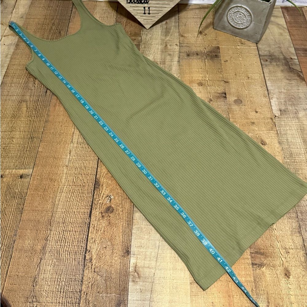 Aritzia Wilfred free Murdock dress - Picture 5 of 9